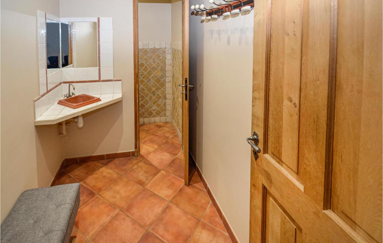3 Bedroom Awesome Home In Chateuneuf De Gadagne Châteauneuf-de-Gadagne Extérieur photo
