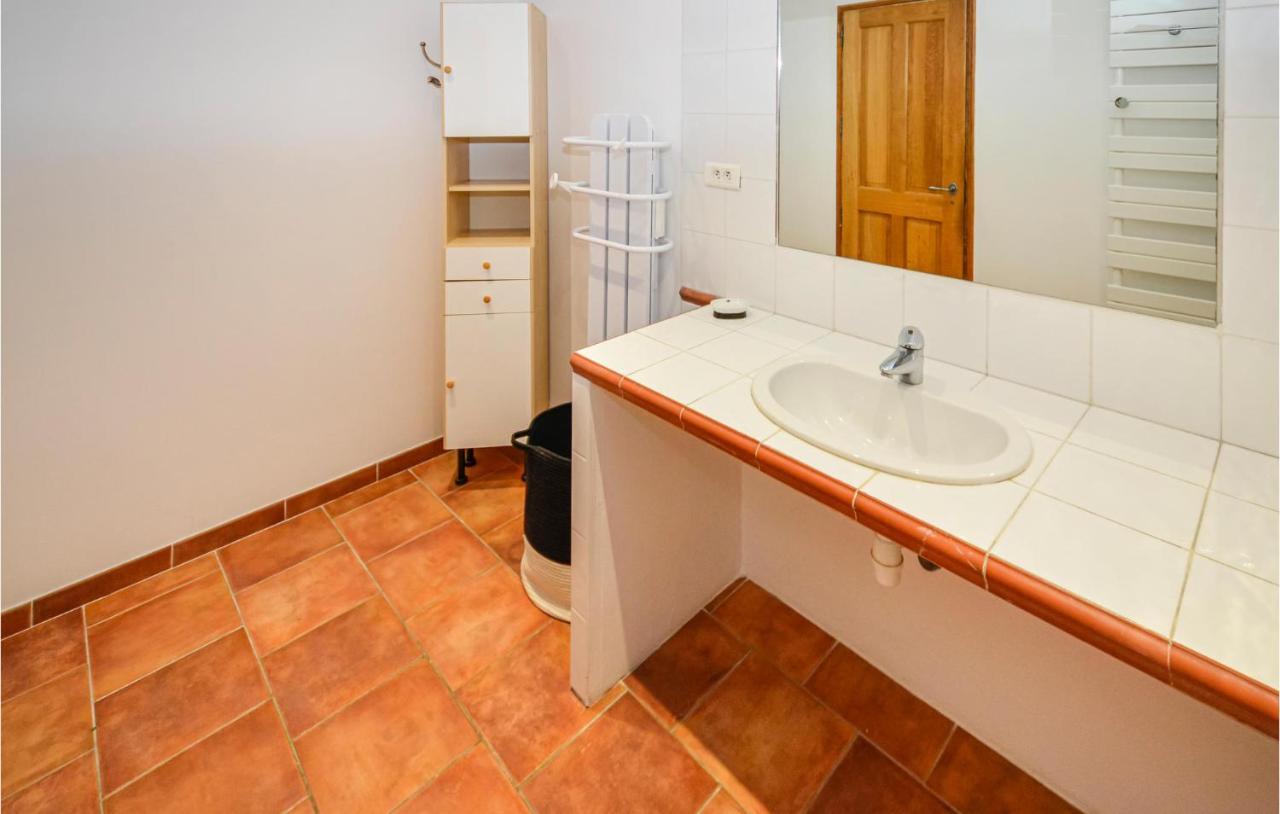 3 Bedroom Awesome Home In Chateuneuf De Gadagne Châteauneuf-de-Gadagne Extérieur photo